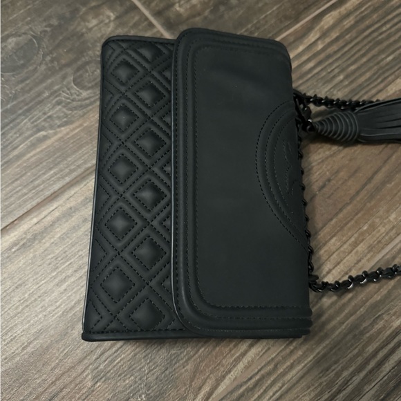 Tory Burch Fleming - EUC Black - Picture 3 of 5